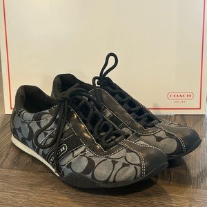 Like New Signature Coach C Sneakers